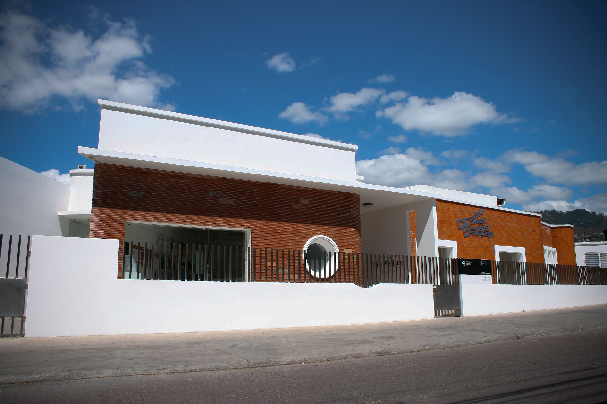 Fachada del Centro Cultural de Tegucigalpa